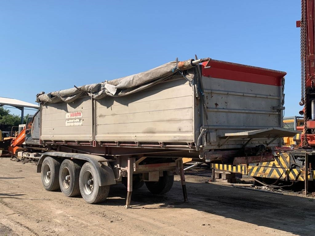 Kögel SK24 - Самосвальный полуприцеп: фото 1 Kögel SK24 - Самосвальный полуприцеп: фото 1