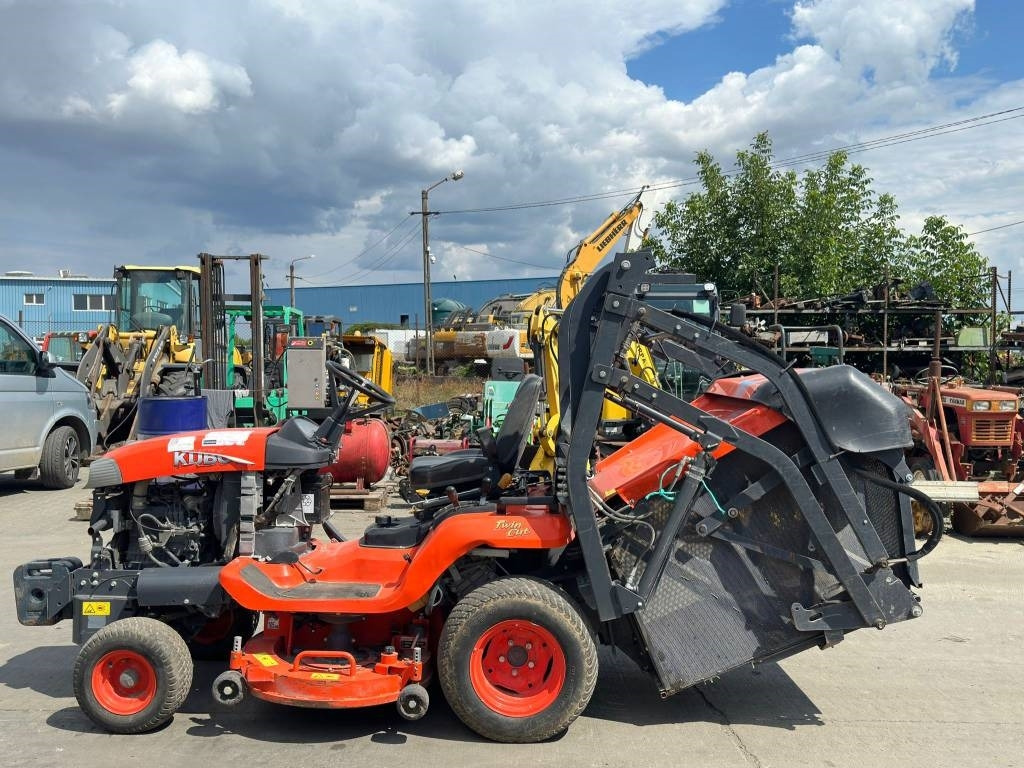 Kubota G 23-3HD - Газонокосилка: фото 3 Kubota G 23-3HD - Газонокосилка: фото 3