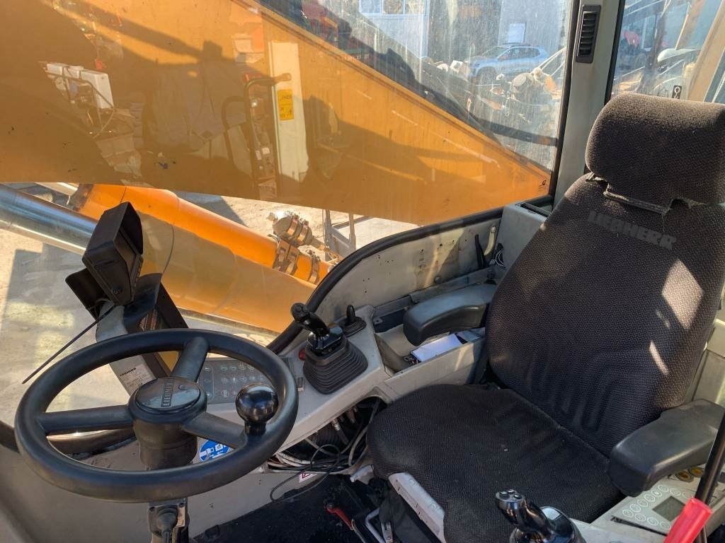 Перегружатель Liebherr A 924 C Litronic: фото 12 Перегружатель Liebherr A 924 C Litronic: фото 12