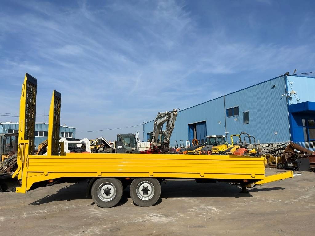 Müller-Mitteltal ZV2 - Прицеп-фургон: фото 2 Müller-Mitteltal ZV2 - Прицеп-фургон: фото 2