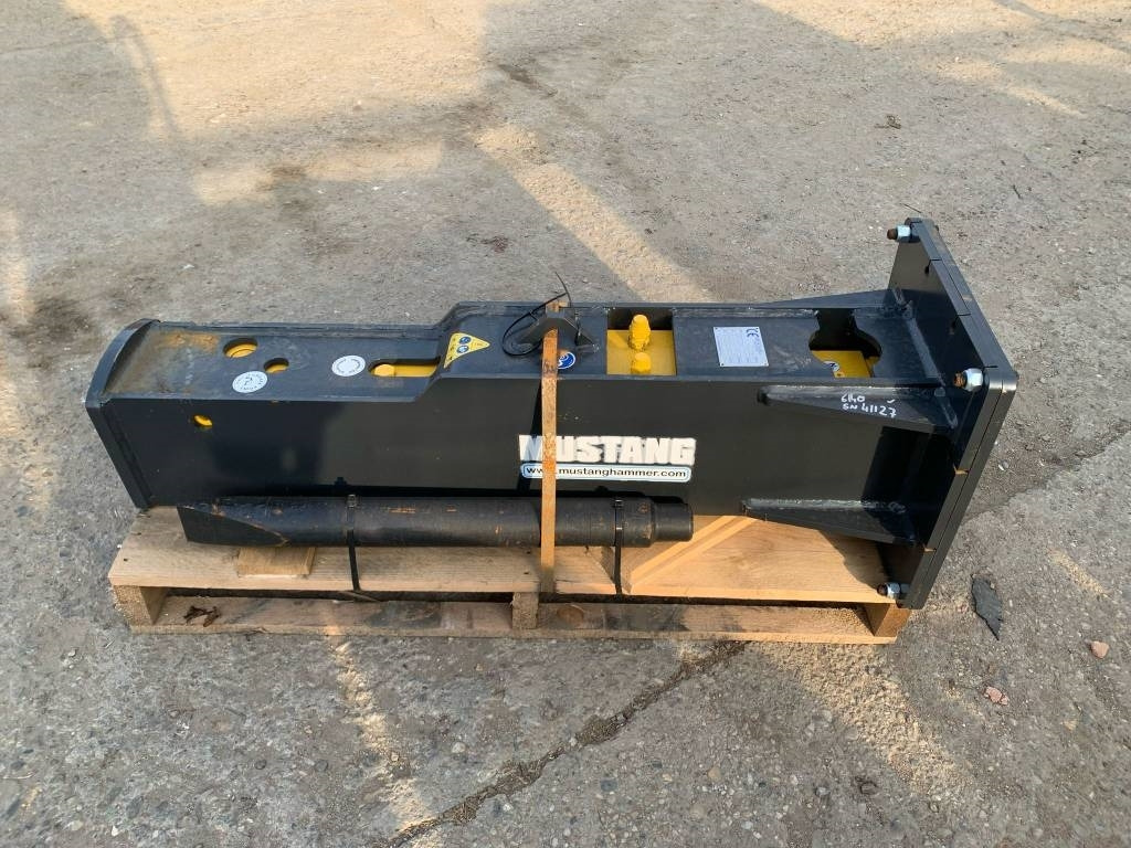 Mustang HM702 - Гидромолот для Строительной техники: фото 1 Mustang HM702 - Гидромолот для Строительной техники: фото 1