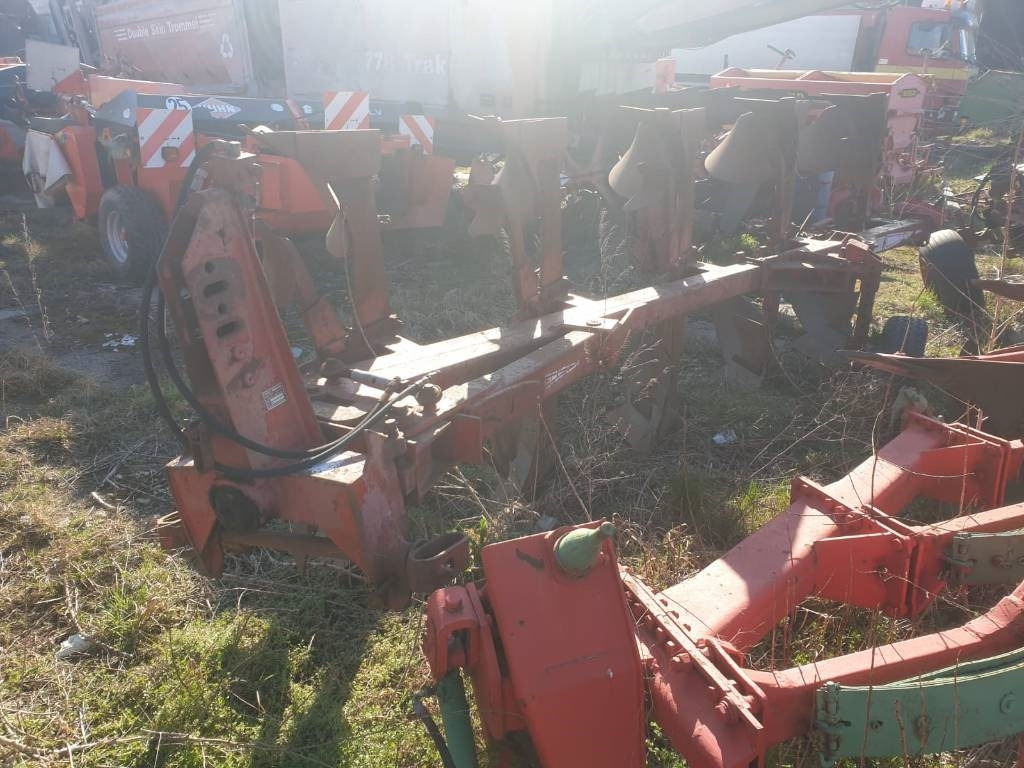 Naud RX 406 - Плуг: фото 2 Naud RX 406 - Плуг: фото 2