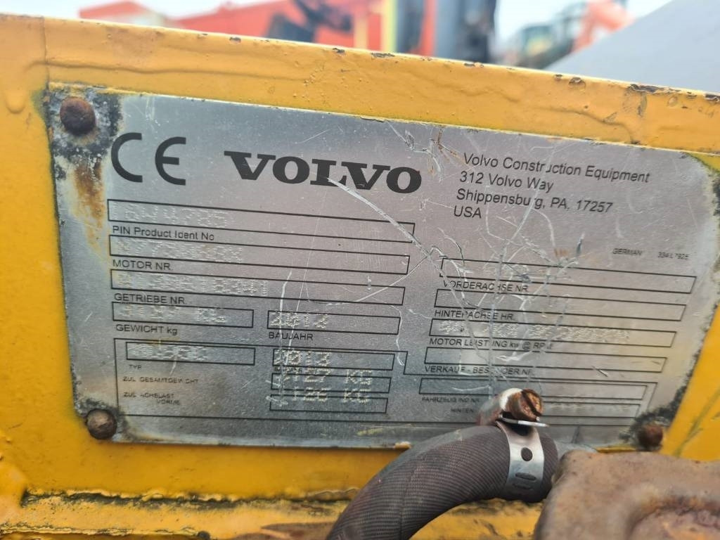 Volvo MC 95 C - Мини-погрузчик с бортовым поворотом: фото 5 Volvo MC 95 C - Мини-погрузчик с бортовым поворотом: фото 5