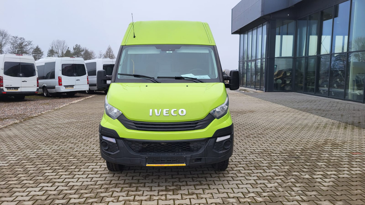 Iveco Daily 24 places + 4 standing - Микроавтобус, Пассажирский фургон: фото 3 Iveco Daily 24 places + 4 standing - Микроавтобус, Пассажирский фургон: фото 3