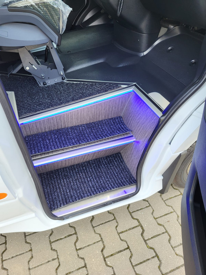 Новый Пригородный автобус Mercedes-Benz Sprinter 517 CDI LONG 24 places + 4 standing: фото 9