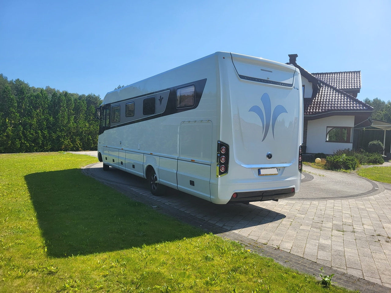 NIESMANN + BISCHOFF 920 - Интегрированный автодом: фото 3 NIESMANN + BISCHOFF 920 - Интегрированный автодом: фото 3