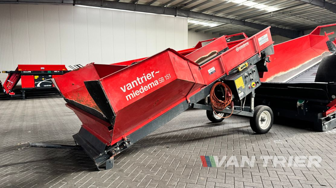 Miedema SB151 Dosing bunker - Оборудование для хранения: фото 1 Miedema SB151 Dosing bunker - Оборудование для хранения: фото 1