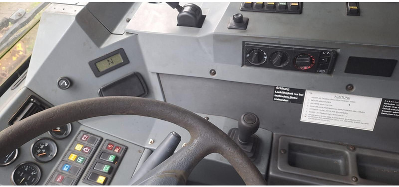 Grove GMK3055 6x6 55To.43Meter - Вседорожный кран: фото 4 Grove GMK3055 6x6 55To.43Meter - Вседорожный кран: фото 4