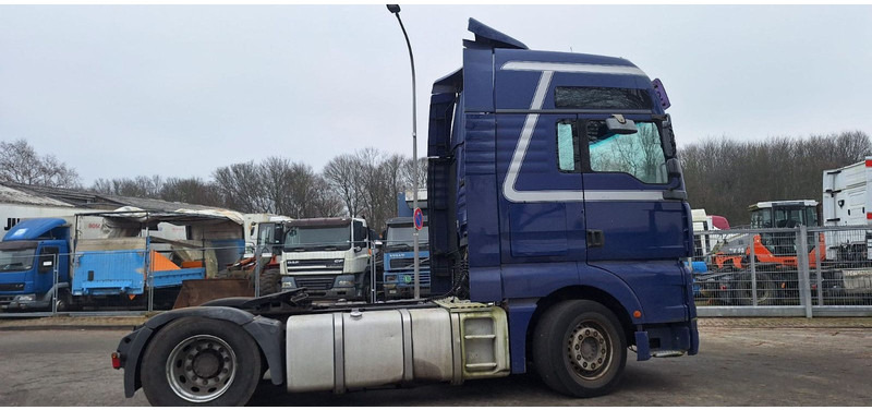 MAN 18.430 TGA G/Haus Hochdach xxl - Тягач: фото 4 MAN 18.430 TGA G/Haus Hochdach xxl - Тягач: фото 4