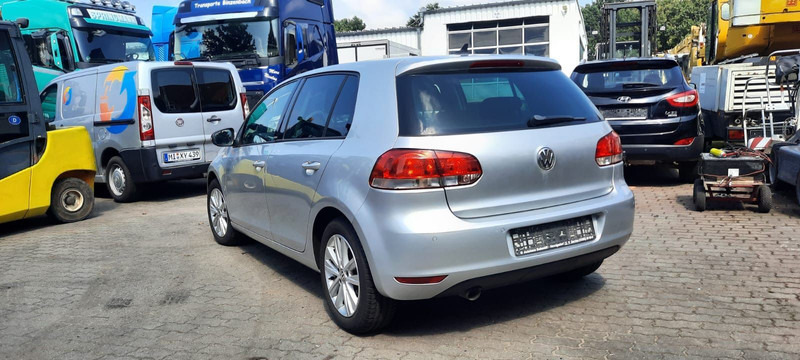 Volkswagen Golf - Легковой автомобиль: фото 2 Volkswagen Golf - Легковой автомобиль: фото 2