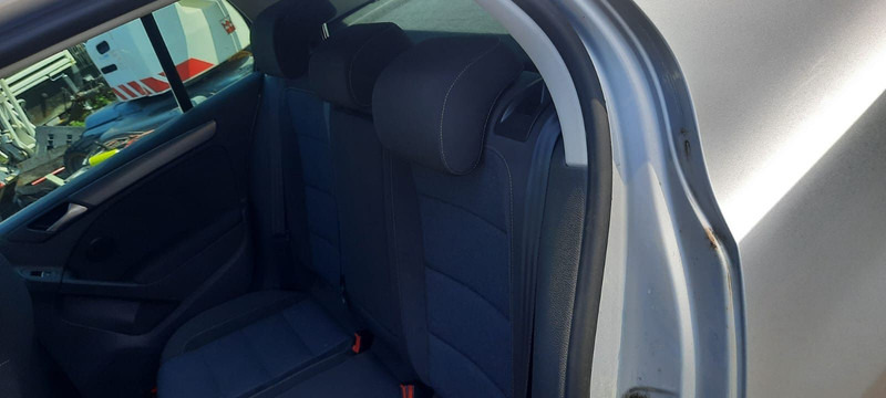 Volkswagen Golf - Легковой автомобиль: фото 5 Volkswagen Golf - Легковой автомобиль: фото 5