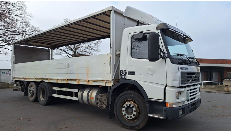 Volvo FM7 6x2 Koffer 3x vorhanden - Грузовик бортовой/ Платформа: фото 2 Volvo FM7 6x2 Koffer 3x vorhanden - Грузовик бортовой/ Платформа: фото 2