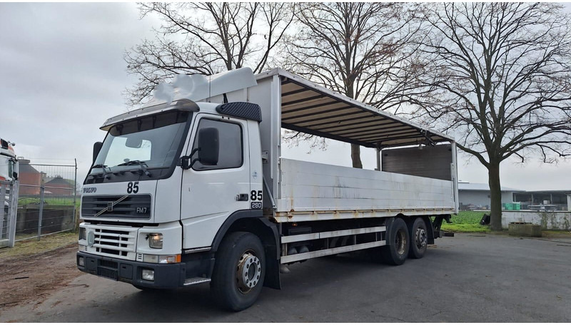 Volvo FM7 6x2 Koffer 3x vorhanden - Грузовик бортовой/ Платформа: фото 1 Volvo FM7 6x2 Koffer 3x vorhanden - Грузовик бортовой/ Платформа: фото 1