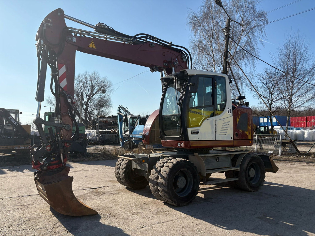 Колёсный экскаватор Liebherr A 914 Compact Rototilt R4: фото 6