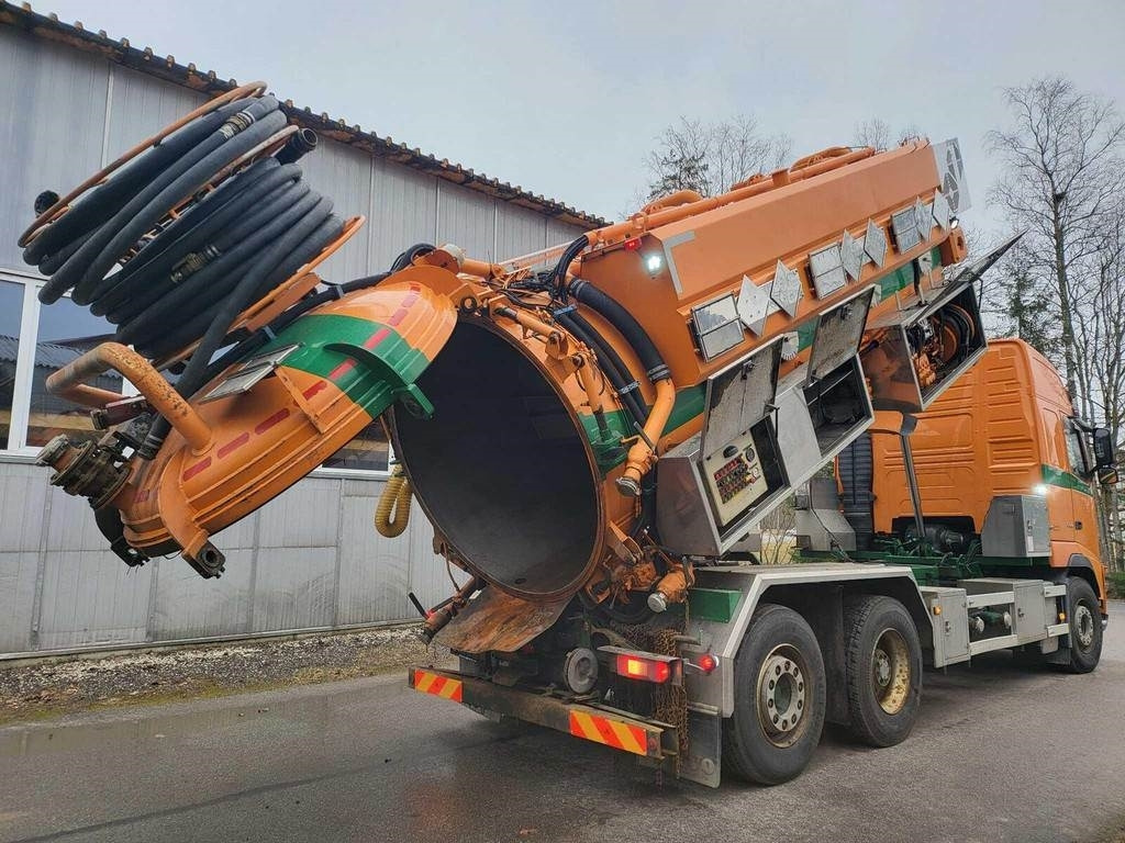 Volvo FH500 6X2 ADR KORP&SON - Ассенизатор: фото 4 Volvo FH500 6X2 ADR KORP&SON - Ассенизатор: фото 4