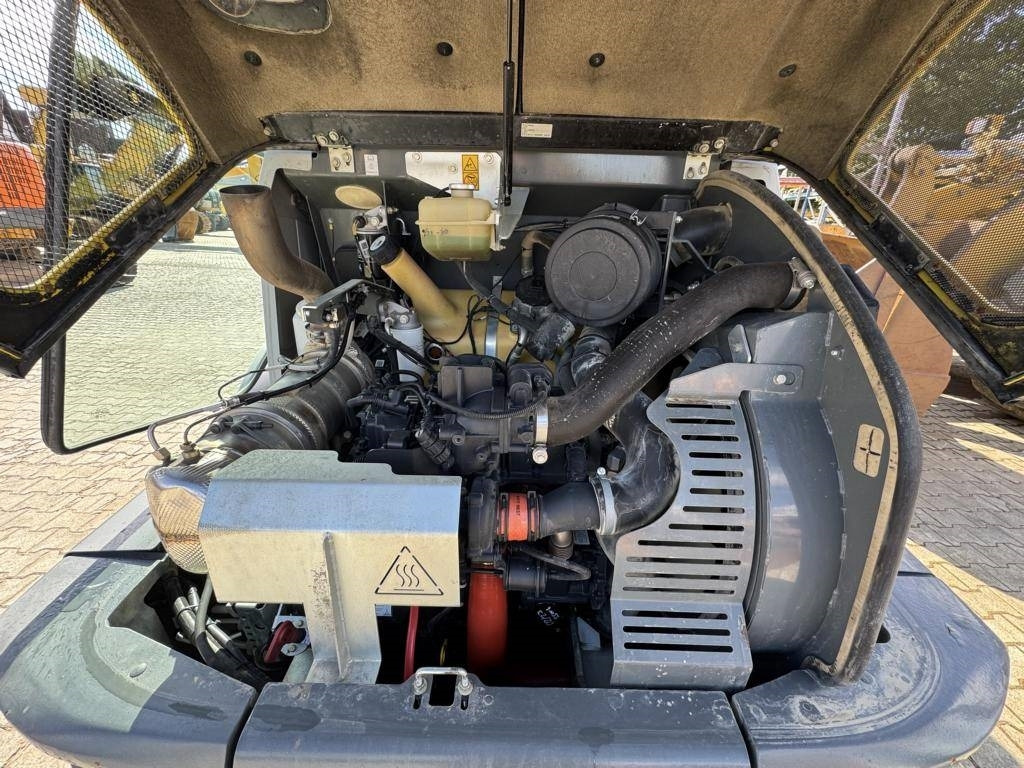 Колёсный погрузчик Kramer 8095: фото 12 Колёсный погрузчик Kramer 8095: фото 12