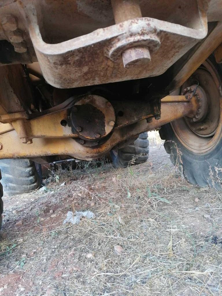 CAT 950C - Колёсный погрузчик: фото 5 CAT 950C - Колёсный погрузчик: фото 5