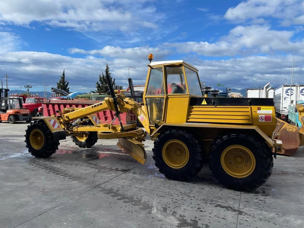 Faun F185C - Грейдер: фото 5 Faun F185C - Грейдер: фото 5