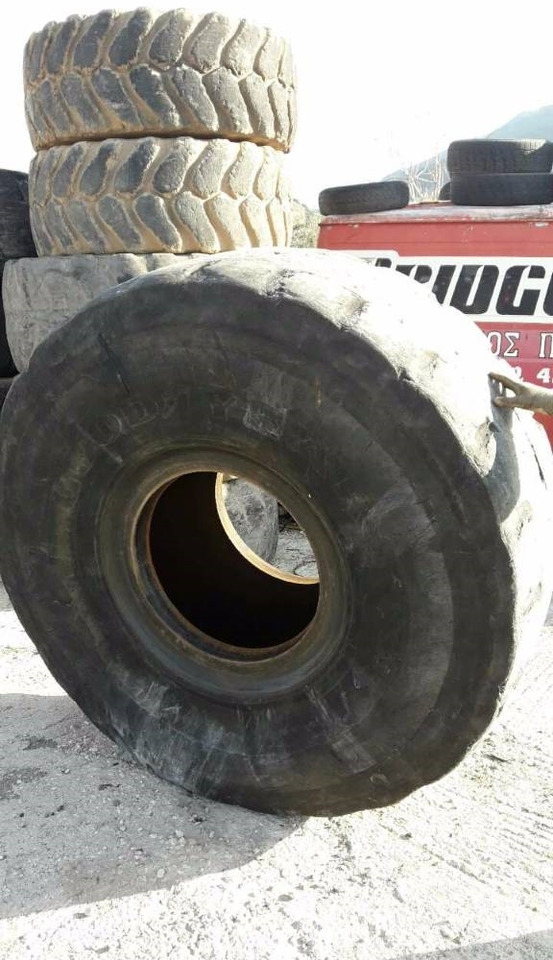 Goodyear 29,5R25 - Шина: фото 3 Goodyear 29,5R25 - Шина: фото 3
