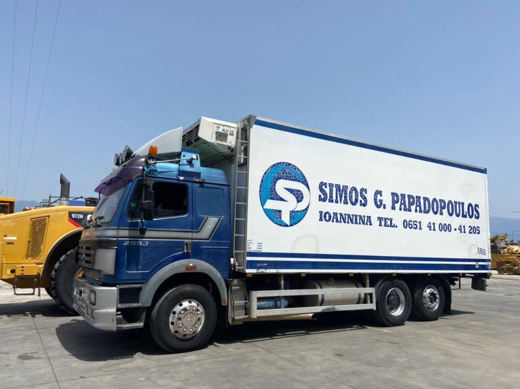 Mercedes-Benz 2553L - Рефрижератор: фото 4 Mercedes-Benz 2553L - Рефрижератор: фото 4