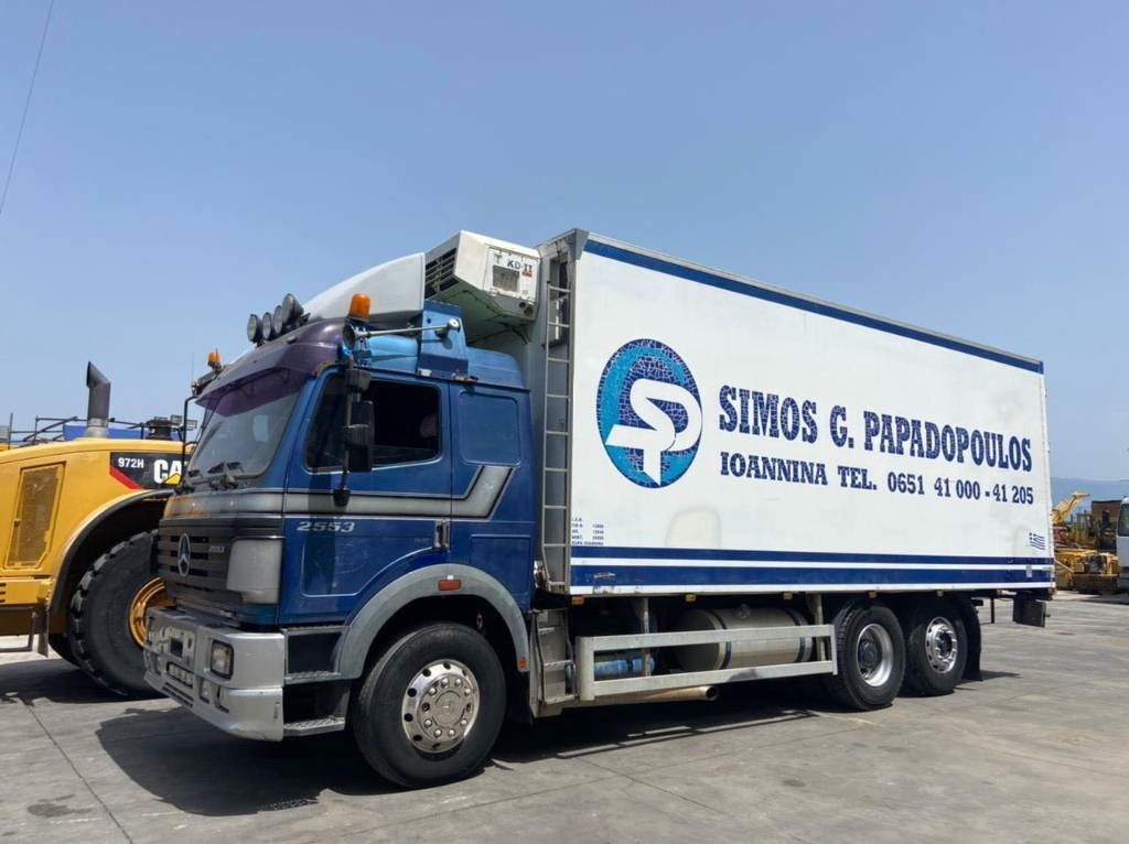 Mercedes-Benz 2553L - Рефрижератор: фото 3 Mercedes-Benz 2553L - Рефрижератор: фото 3