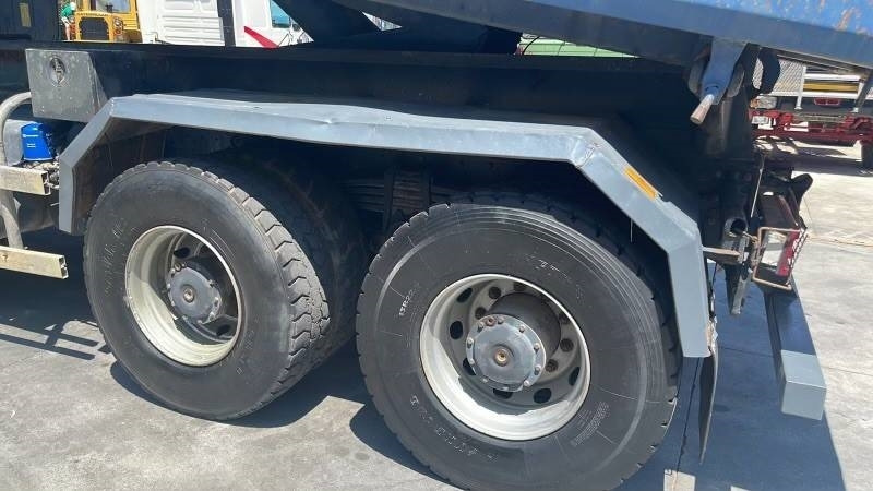 Mercedes-Benz 4148K 8X4 - Самосвал: фото 5 Mercedes-Benz 4148K 8X4 - Самосвал: фото 5