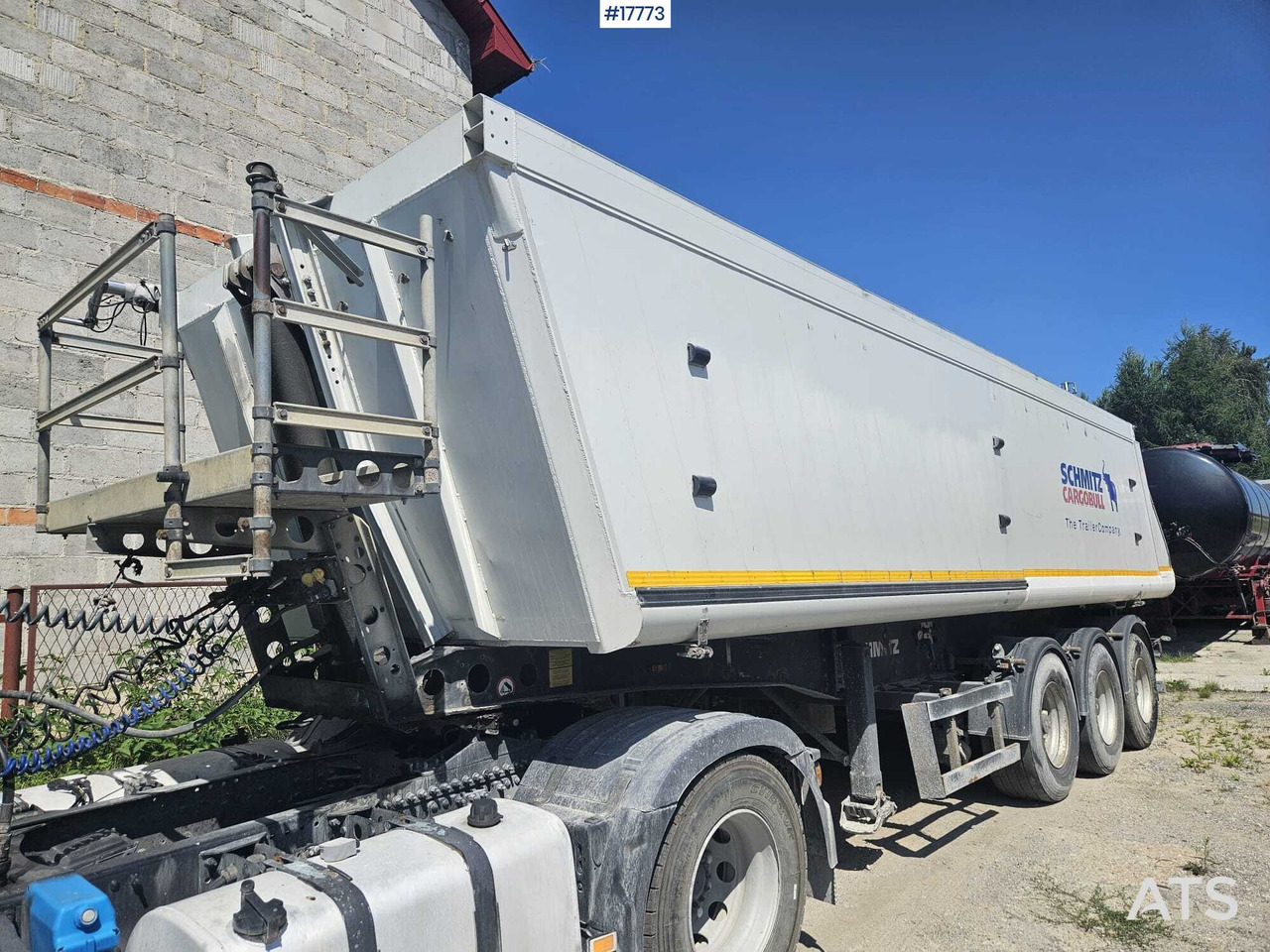 2010 Schmitz Gotcha SKI 24 - Самосвальный полуприцеп: фото 3 2010 Schmitz Gotcha SKI 24 - Самосвальный полуприцеп: фото 3