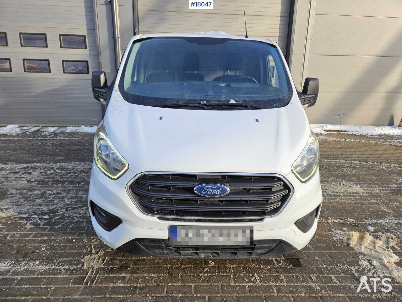 Ford Transit Custom van (2018) - Цельнометаллический фургон: фото 2 Ford Transit Custom van (2018) - Цельнометаллический фургон: фото 2