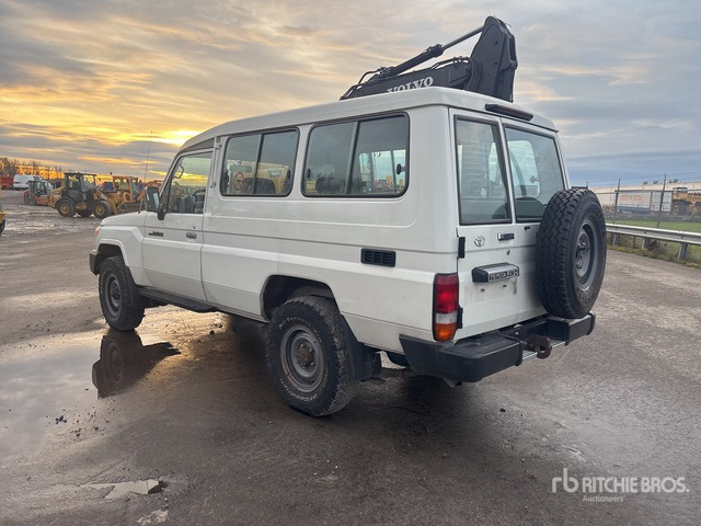 2018 Toyota Land Cruiser 4WD SUV - Внедорожник: фото 2 2018 Toyota Land Cruiser 4WD SUV - Внедорожник: фото 2