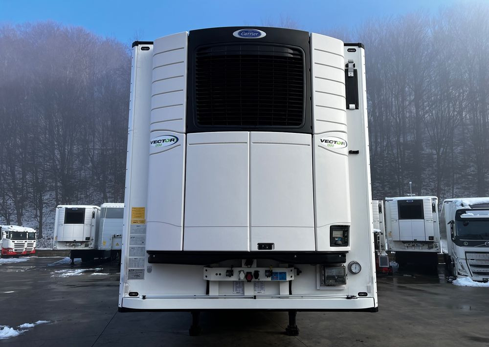 Schmitz Cargobull Chłodnia // Doppelstock // Oś podnoszona // Kosz Paletowy // Idealna!!! - Полуприцеп-рефрижератор: фото 2 Schmitz Cargobull Chłodnia // Doppelstock // Oś podnoszona // Kosz Paletowy // Idealna!!! - Полуприцеп-рефрижератор: фото 2