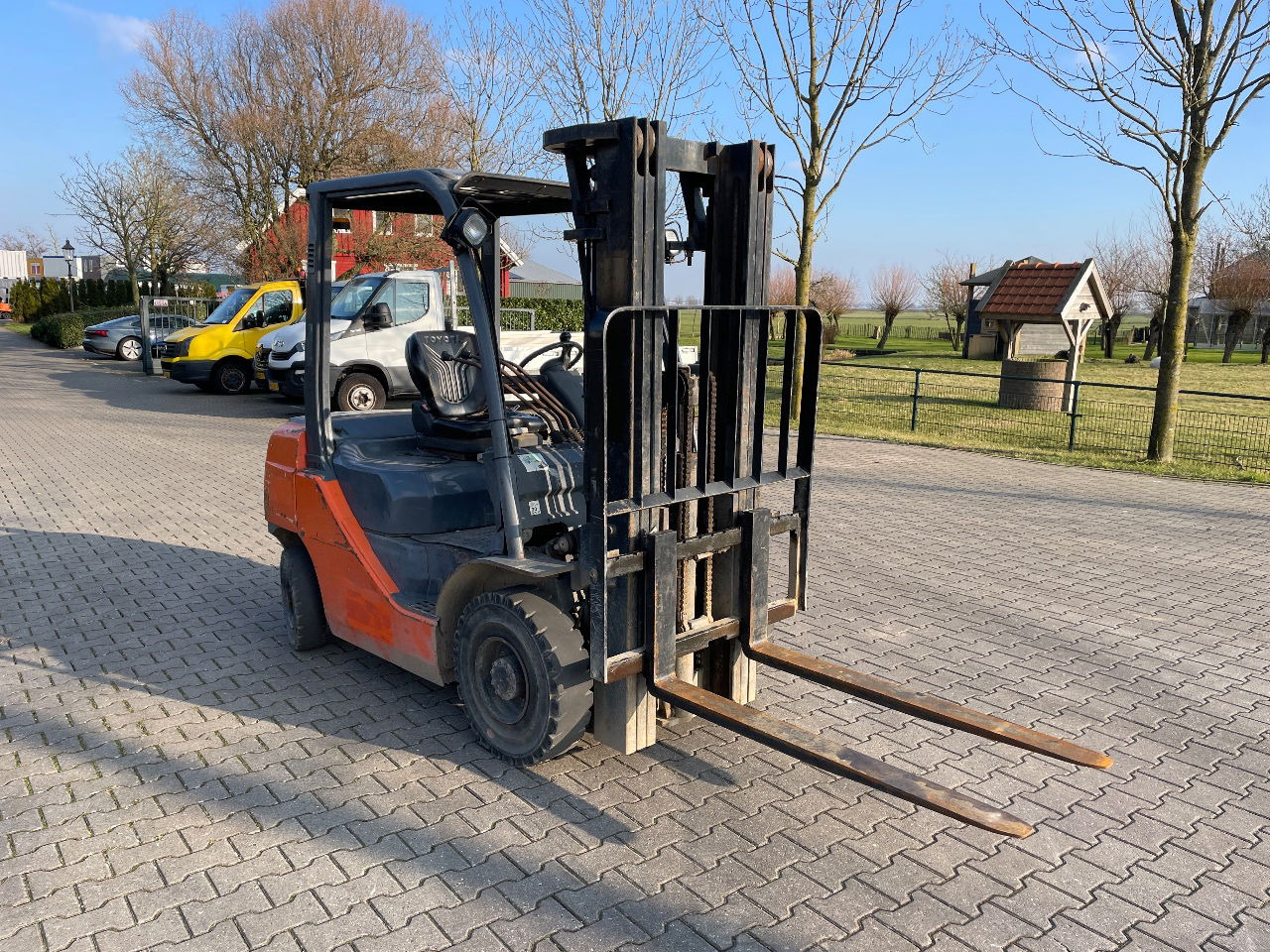 Toyota 02 8FDF25 2.5 ton triplo diesel heftruck - Вилочный погрузчик: фото 5 Toyota 02 8FDF25 2.5 ton triplo diesel heftruck - Вилочный погрузчик: фото 5