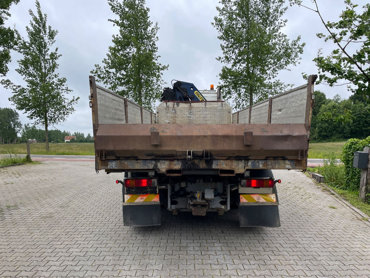 Volvo FM 7 310hp with Palfinger PK21000 with remote and tipper - Самосвал, Автоманипулятор: фото 4 Volvo FM 7 310hp with Palfinger PK21000 with remote and tipper - Самосвал, Автоманипулятор: фото 4