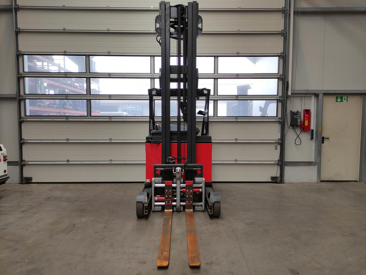 Linde R20-1120 - Ричтрак: фото 3 Linde R20-1120 - Ричтрак: фото 3