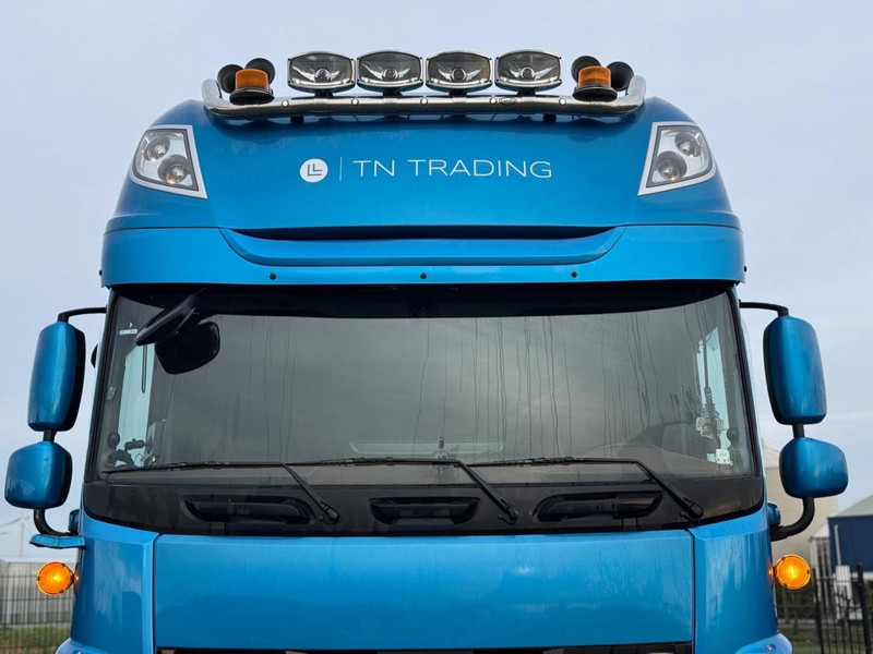 DAF XF 480 FT VOLLUCHT, LEREN STOELEN, PTO, KIPPER, SMART TACHO 2, TOP. - Тягач: фото 4 DAF XF 480 FT VOLLUCHT, LEREN STOELEN, PTO, KIPPER, SMART TACHO 2, TOP. - Тягач: фото 4