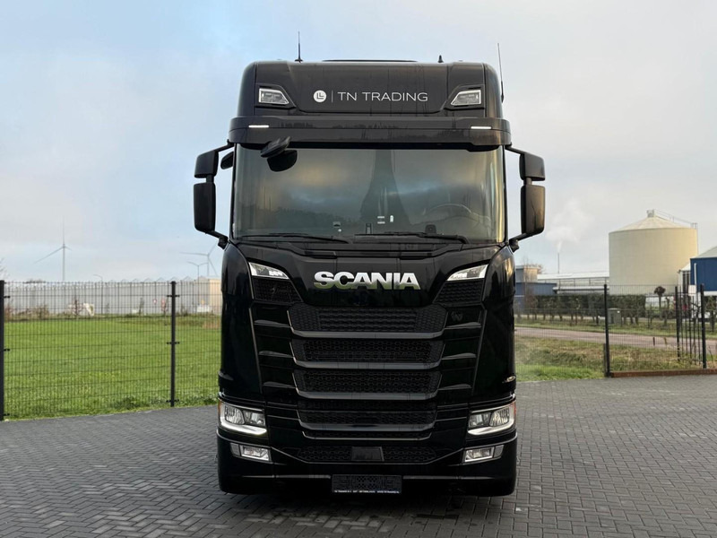 Scania S500 VOLLUCHT, HYDRAULIEK, 6 BALGEN, RETARDER, NIEUWE ACHTERBANDEN. - Тягач: фото 5 Scania S500 VOLLUCHT, HYDRAULIEK, 6 BALGEN, RETARDER, NIEUWE ACHTERBANDEN. - Тягач: фото 5