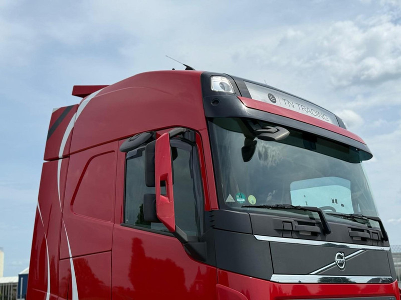 Volvo FH13.420 ADR, SMART TACHO 2, NL TRUCK, ALCOA, STEEL/AIR, PERFECT CONDITION, 2X TANK. - Тягач: фото 2 Volvo FH13.420 ADR, SMART TACHO 2, NL TRUCK, ALCOA, STEEL/AIR, PERFECT CONDITION, 2X TANK. - Тягач: фото 2