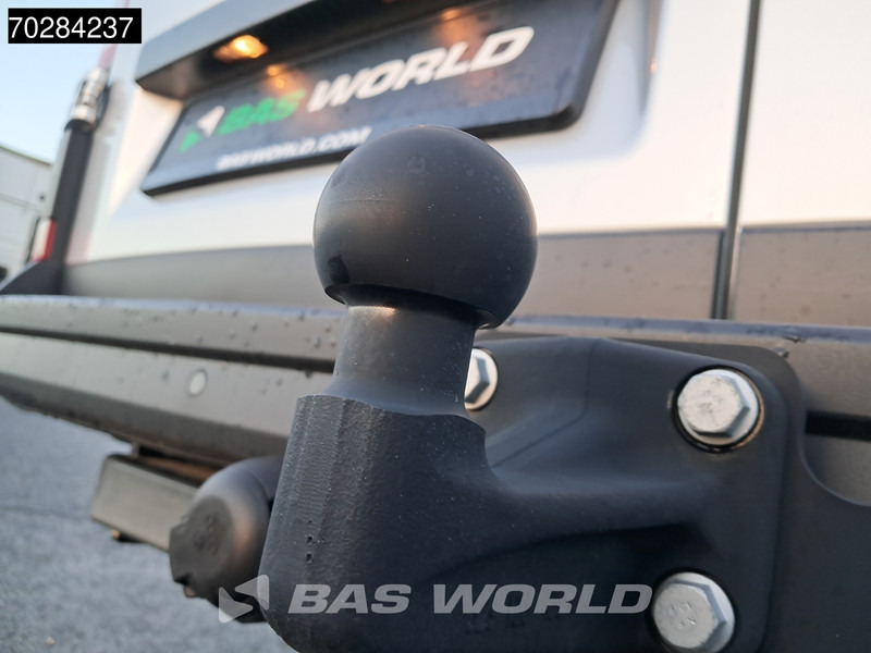 Новый Цельнометаллический фургон MAN TGE 3.180 Neu! Automatik 2025 model Facelift L4H3 ACC AHK LED Navi Kamera Euro6 L3H2 15m3 A/C Towbar: фото 9 Новый Цельнометаллический фургон MAN TGE 3.180 Neu! Automatik 2025 model Facelift L4H3 ACC AHK LED Navi Kamera Euro6 L3H2 15m3 A/C Towbar: фото 9