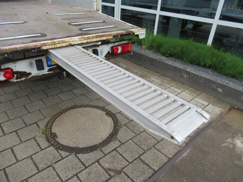 Малотоннажный бортовой грузовик Citroën Jumper 35 2.2 HDI 110KW L4 Heavy Autotransporter: фото 12