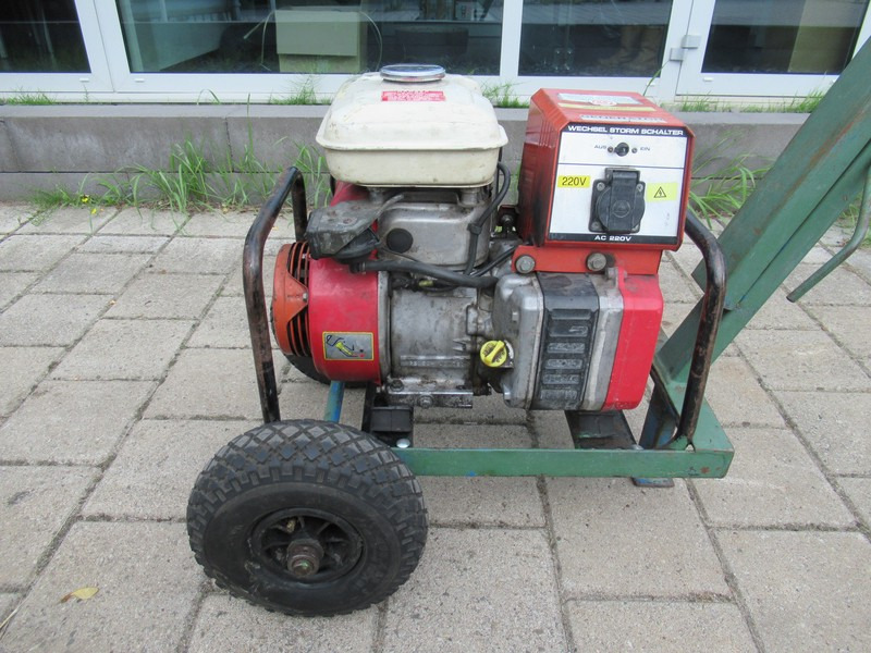 Honda Aggregaat 750 Generator 750W / 220V - Электрогенератор: фото 2 Honda Aggregaat 750 Generator 750W / 220V - Электрогенератор: фото 2