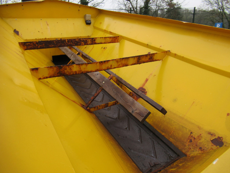 NIDO STRATOS B40-42 PALN Rotopower 4m3 + 2.200L Salzstreuer Saltspreader Zoutstrooier - Разбрасыватель песка/ Соли: фото 5 NIDO STRATOS B40-42 PALN Rotopower 4m3 + 2.200L Salzstreuer Saltspreader Zoutstrooier - Разбрасыватель песка/ Соли: фото 5