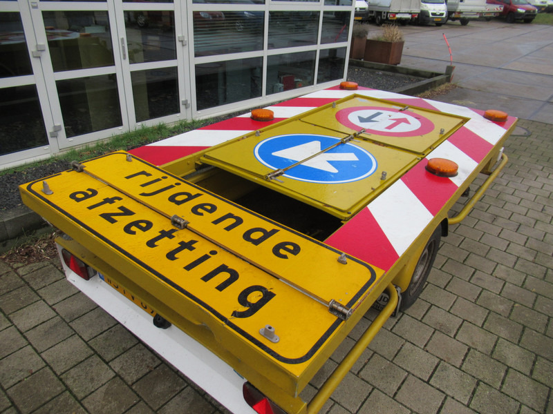 Trias SW15U2B Actiewagen Signaalwagen - Прицеп: фото 2 Trias SW15U2B Actiewagen Signaalwagen - Прицеп: фото 2