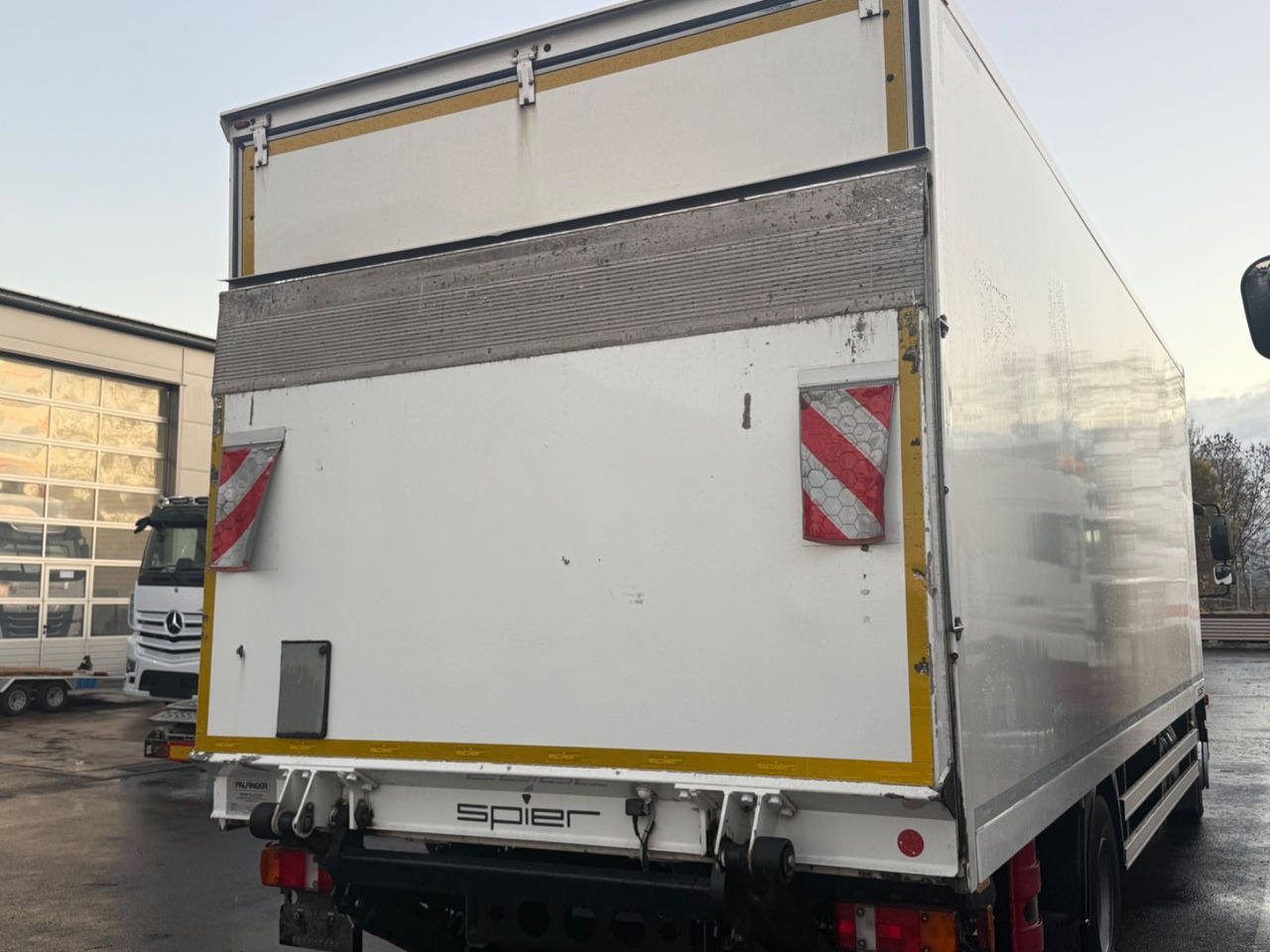 MAN TGM 15.250 Autom., Klima, Palfinger MBB, TOP - Грузовик с закрытым кузовом: фото 4 MAN TGM 15.250 Autom., Klima, Palfinger MBB, TOP - Грузовик с закрытым кузовом: фото 4