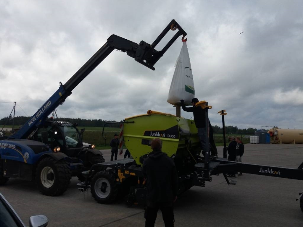 Junkkari D300 - Сеялка: фото 4 Junkkari D300 - Сеялка: фото 4