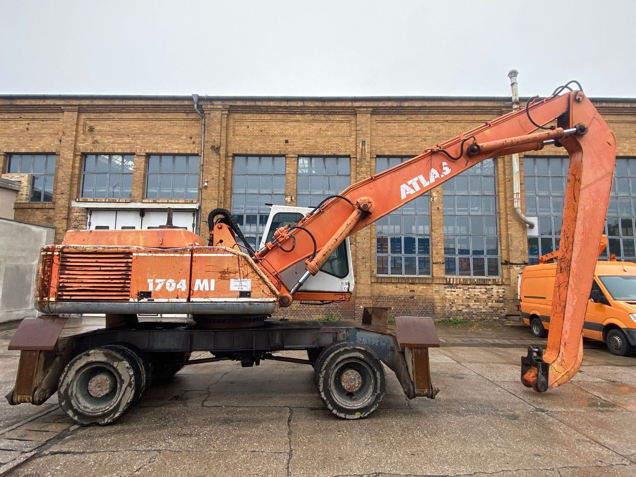 Atlas 1704 MI mit Greifer Umschlagbagger Lang - Колёсный экскаватор: фото 2 Atlas 1704 MI mit Greifer Umschlagbagger Lang - Колёсный экскаватор: фото 2