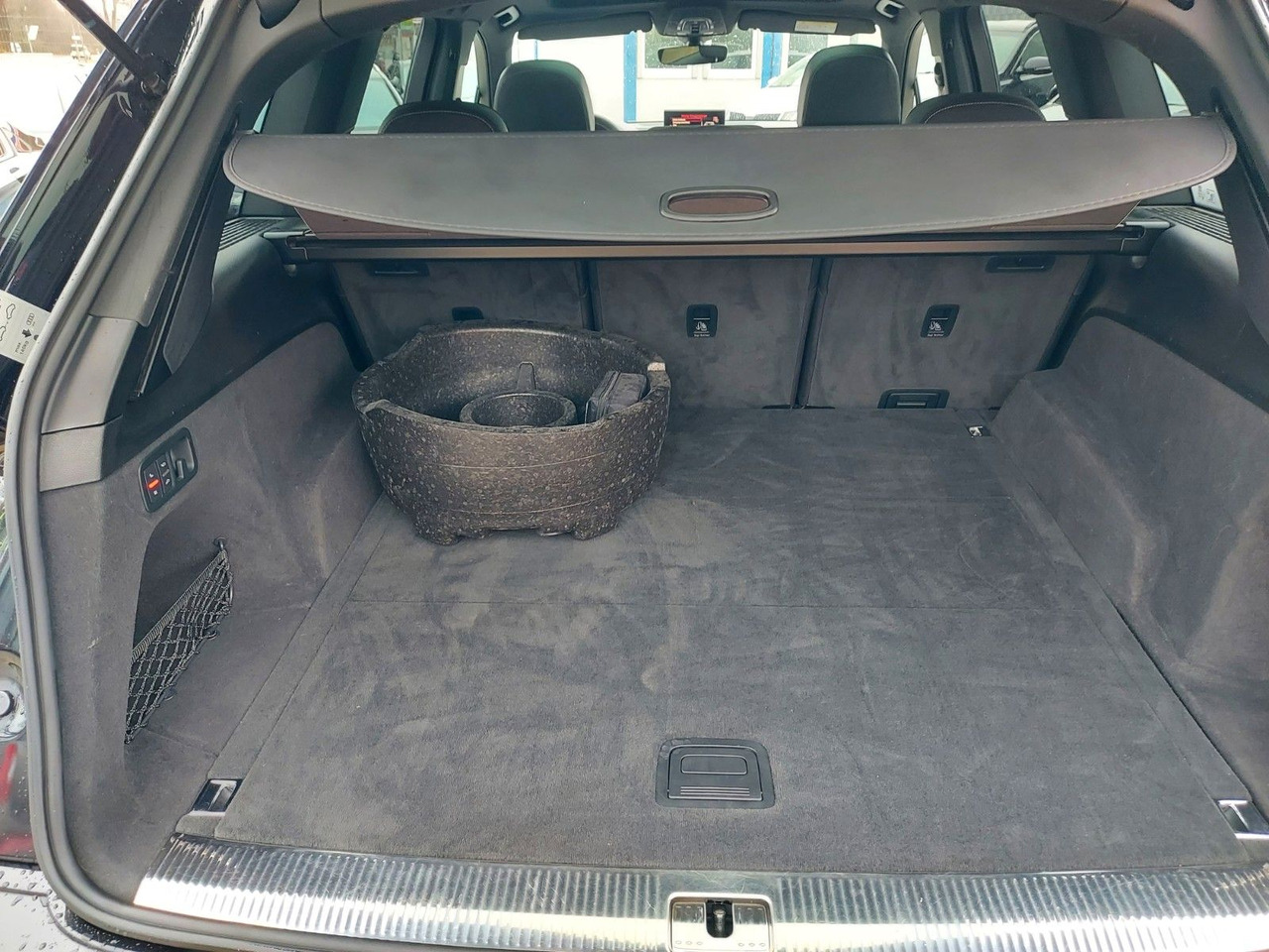 Внедорожник Audi Q7 3.0 TDI quattro S-Line Pano Alcantara AHK: фото 30 Внедорожник Audi Q7 3.0 TDI quattro S-Line Pano Alcantara AHK: фото 30