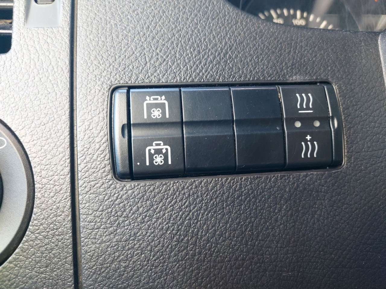 Mercedes-Benz Sprinter II Kasten 516 5T KLIMA AHK MAXI - Цельнометаллический фургон: фото 3 Mercedes-Benz Sprinter II Kasten 516 5T KLIMA AHK MAXI - Цельнометаллический фургон: фото 3