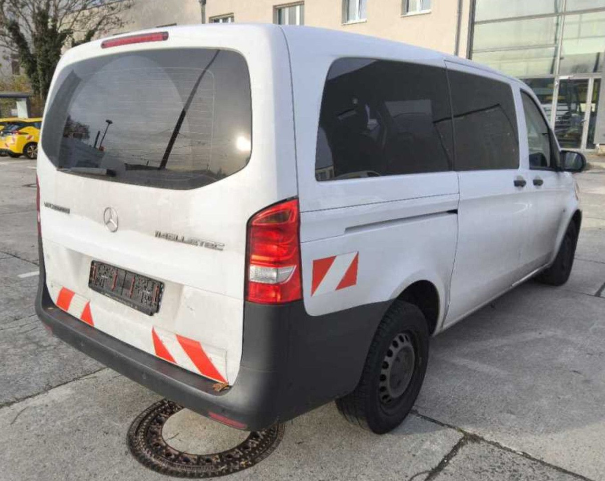 Mercedes-Benz Vito Tourer 114CDI Lang TOURER KLIMA 10 /26 TÜV - Пассажирский фургон: фото 4 Mercedes-Benz Vito Tourer 114CDI Lang TOURER KLIMA 10 /26 TÜV - Пассажирский фургон: фото 4