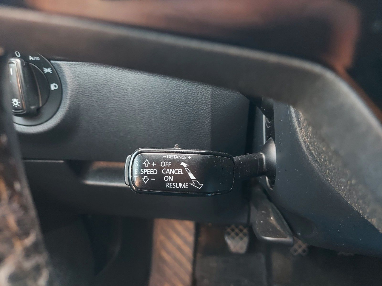 Skoda Octavia Combi Drive LED ACC Radar DAB 8xRad AHK - Универсал: фото 3 Skoda Octavia Combi Drive LED ACC Radar DAB 8xRad AHK - Универсал: фото 3