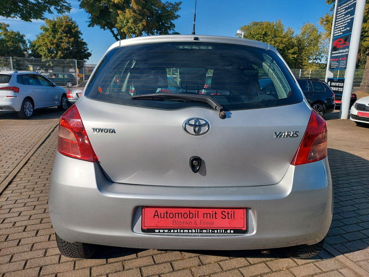 Toyota Yaris Sol Klima - Легковой автомобиль: фото 4 Toyota Yaris Sol Klima - Легковой автомобиль: фото 4
