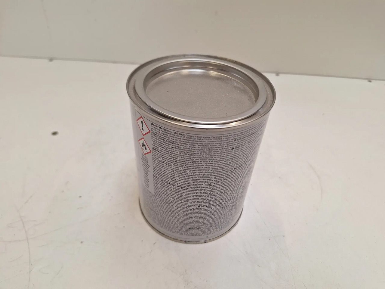 1 Dose Standomix (Standox) - Оборудование для гаражей/ Мастерских: фото 2 1 Dose Standomix (Standox) - Оборудование для гаражей/ Мастерских: фото 2